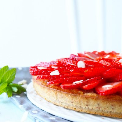 Tarte aux fraises et aux amandes sans gluten