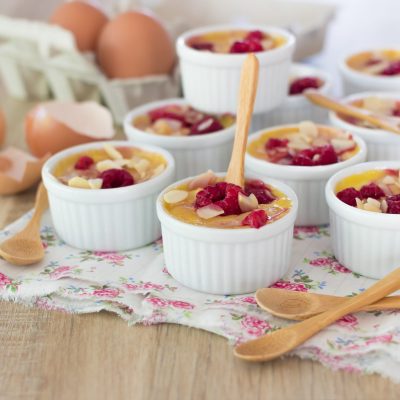 Recette sans gluten : Petites crèmes aux framboises