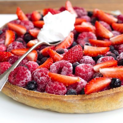 tarte sans gluten aux fruits rouges et crème de coco-4